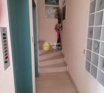 Οροφοδιαμέρισμα 145τ.μ. προς πώληση φωτογραφία 3