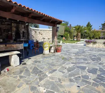 Κτίριο 360τ.μ. προς πώληση φωτογραφία 3080713
