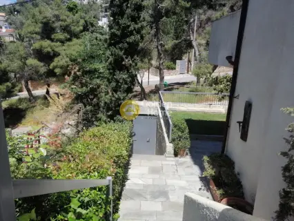 Οροφομεζονέτα 230τ.μ. προς πώληση φωτογραφία 1