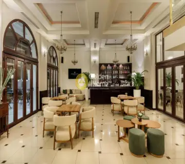 Hotel 3000m<sup>2</sup> for sale photo 9