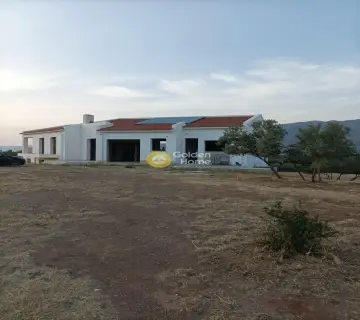 House 400m<sup>2</sup> for sale photo 1