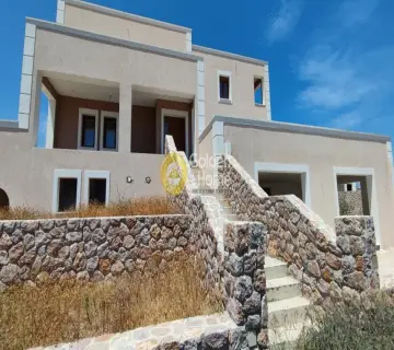 Independent Maisonette 390m<sup>2</sup> for rent photo 3