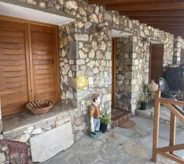 Independent Maisonette 205m<sup>2</sup> for sale photo 22