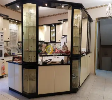 Independent Maisonette 380m<sup>2</sup> for sale photo 7