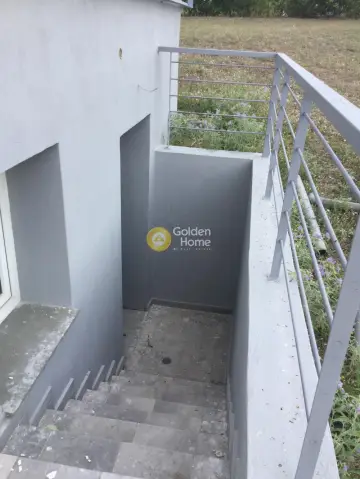 Independent Maisonette 200m<sup>2</sup> for sale photo 22