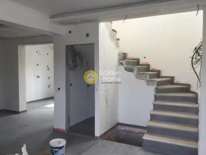 Independent Maisonette 200m<sup>2</sup> for sale photo 37