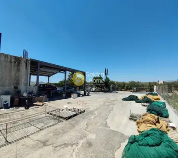 Industrial 180m<sup>2</sup> for sale photo 28
