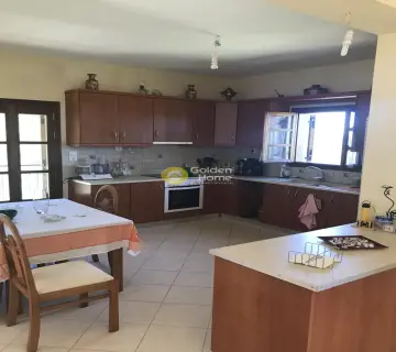 Independent Maisonette 150m<sup>2</sup> for rent photo 1