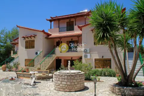 Hotel 350m<sup>2</sup> for sale photo 2