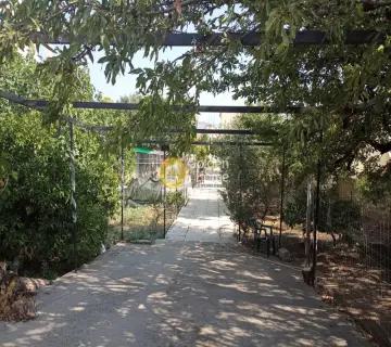 Οικιστικό 260τ.μ. προς πώληση φωτογραφία 2