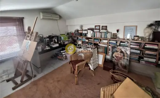 Maisonette Attached 197m<sup>2</sup> for sale photo 17