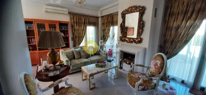 Independent Maisonette 240m<sup>2</sup> for sale photo 2