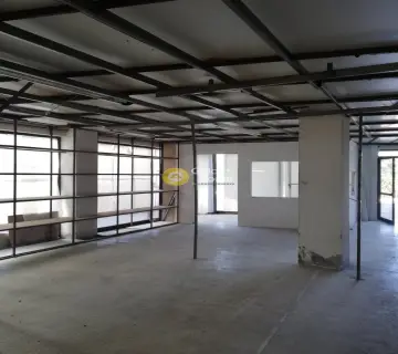 Independent Building 700m<sup>2</sup> for sale photo 3329264
