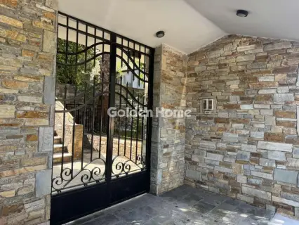 独立复式小屋 180m<sup>2</sup> for rent photo 2