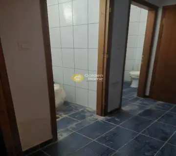 Independent Building 446m<sup>2</sup> for sale photo 42