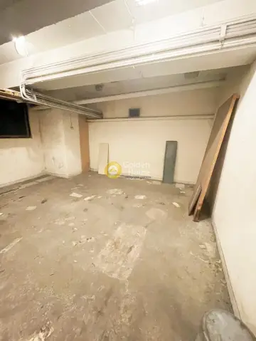 Warehouse 60m<sup>2</sup> for sale photo 3