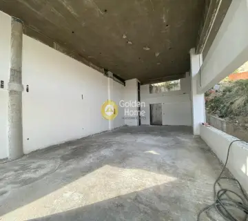 店铺 118m<sup>2</sup> for rent photo 3373614
