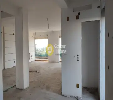 Independent Maisonette 400m<sup>2</sup> for sale photo 3368381