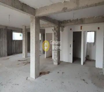 Independent Maisonette 400m<sup>2</sup> for sale photo 3368392