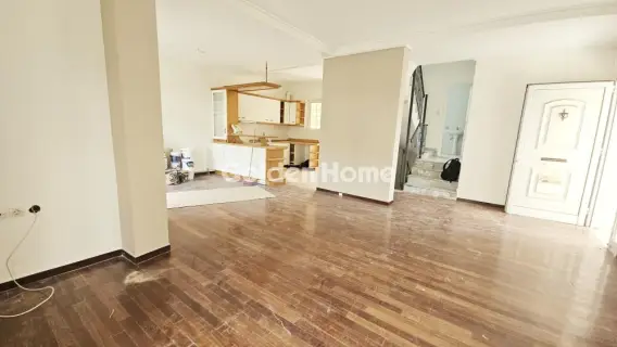 复式公寓 290m<sup>2</sup> for rent photo 1