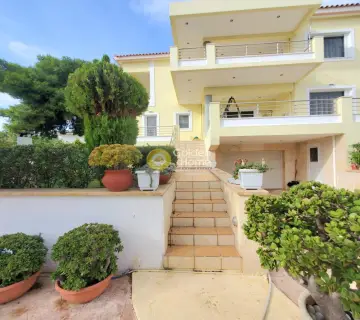 Independent Maisonette 244m<sup>2</sup> for rent photo 3413463