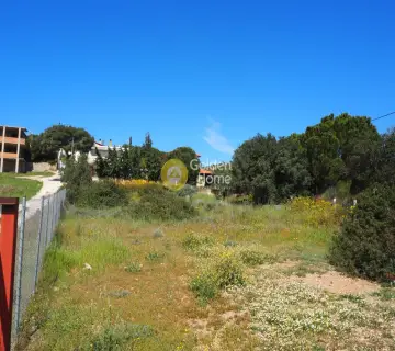 Οικιστικό 240τ.μ. προς πώληση φωτογραφία 3