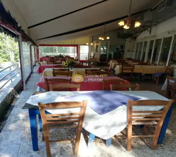 店铺 107m<sup>2</sup> for rent photo 1