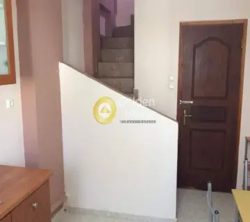 Κτίριο 214τ.μ. προς πώληση φωτογραφία 3424181
