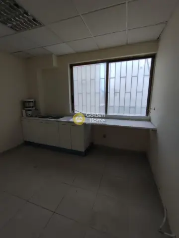 Office 204m<sup>2</sup> for rent photo 7