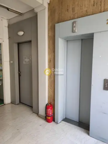 Office 204m<sup>2</sup> for rent photo 11