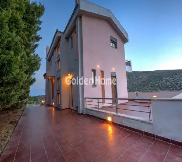 Golden Home Property Image