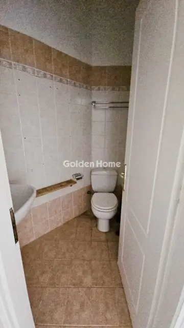 Independent Maisonette 255m<sup>2</sup> for rent photo 16