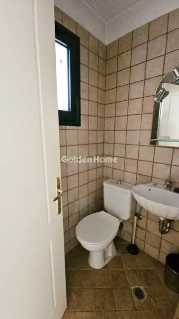 Independent Maisonette 255m<sup>2</sup> for rent photo 12