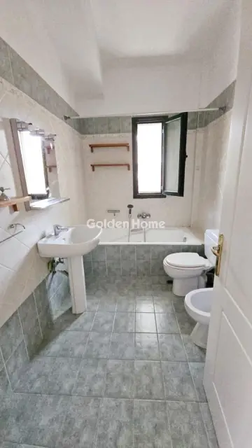 Independent Maisonette 255m<sup>2</sup> for rent photo 7