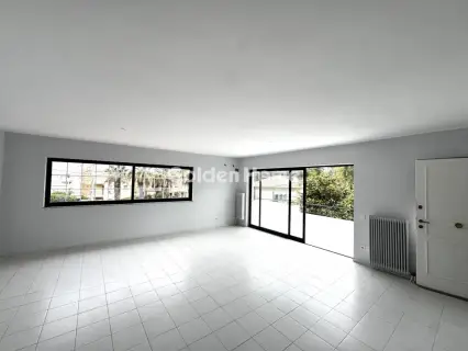 Μεζονέτα Εφαπτόμενη 190τ.μ. προς πώληση φωτογραφία 1