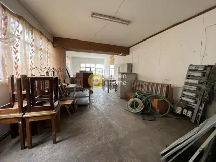 Independent Building 1000m<sup>2</sup> for sale photo 2
