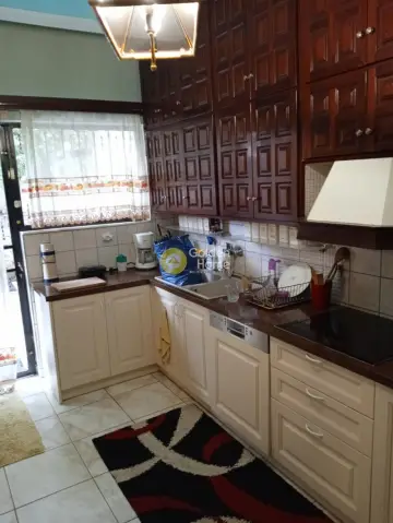 Independent Maisonette 174m<sup>2</sup> for sale photo 9