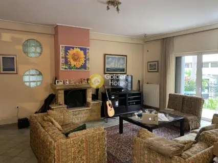 House 200m<sup>2</sup> for sale photo 1