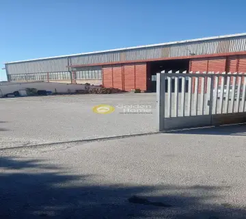 Industrial 1390m<sup>2</sup> for rent photo 3