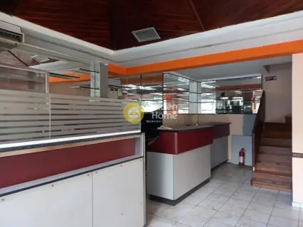 店铺 84m<sup>2</sup> for rent photo 2