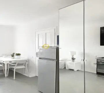 Studio 30m<sup>2</sup> for rent photo 2