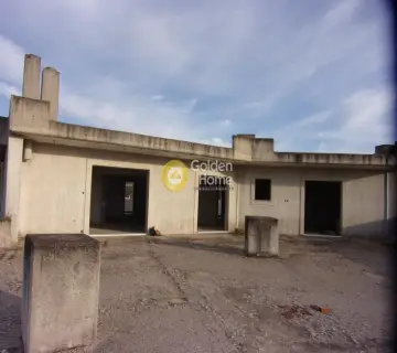 Independent Building 1199m<sup>2</sup> for sale photo 42