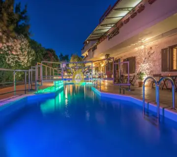 Hotel 410m<sup>2</sup> for sale photo 3555035
