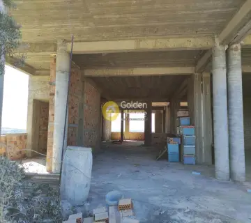 Store 400m<sup>2</sup> for rent photo 3