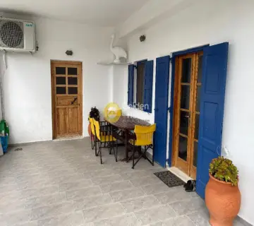 Apartment 80m<sup>2</sup> for rent photo 1