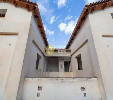 Independent Maisonette 300m<sup>2</sup> for sale photo 3596356
