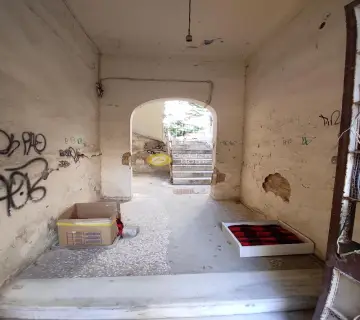Κτίριο 260τ.μ. προς πώληση φωτογραφία 8