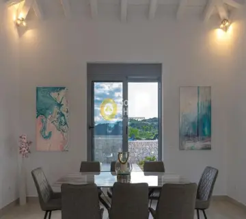 House 270m<sup>2</sup> for sale photo 30