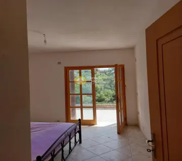 Μονοκατοικία 245τ.μ. προς πώληση φωτογραφία 4