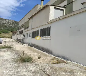 Industrial 1800m<sup>2</sup> for rent photo 13